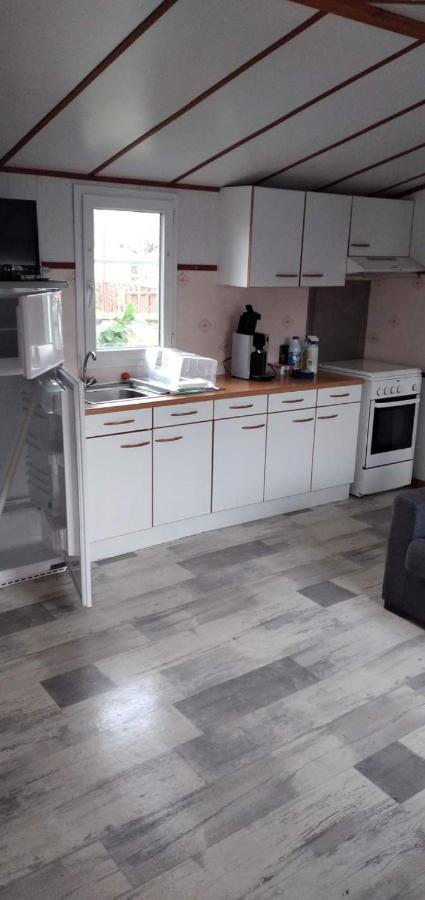 Chalet Mobil-Home Пенестин Экстерьер фото