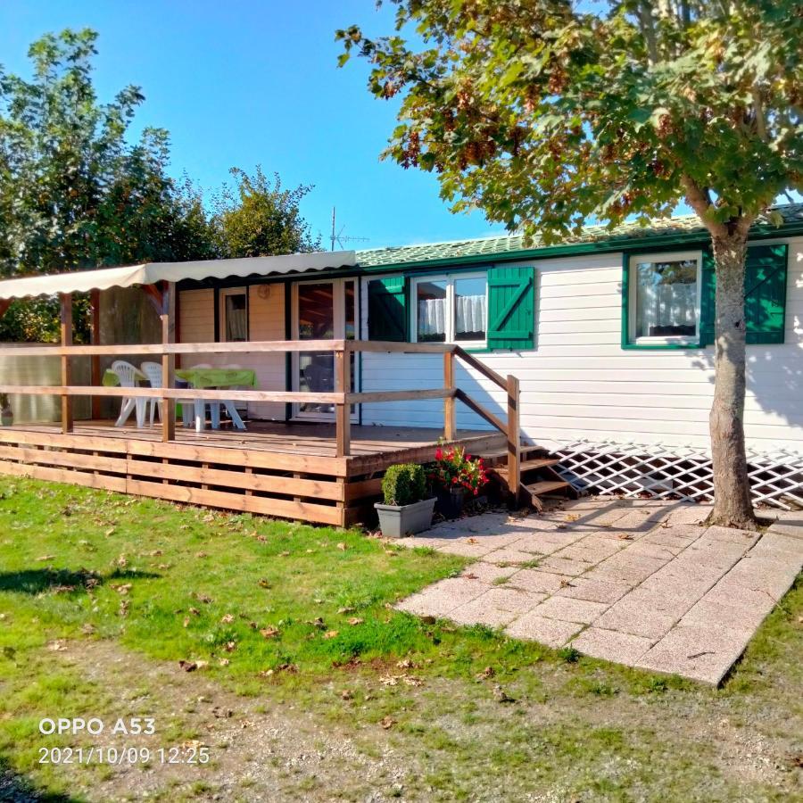 Chalet Mobil-Home Пенестин Экстерьер фото